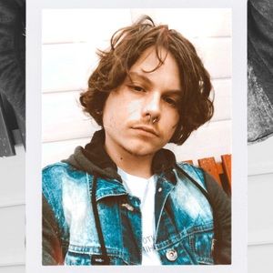 Meet your Posher, Dean